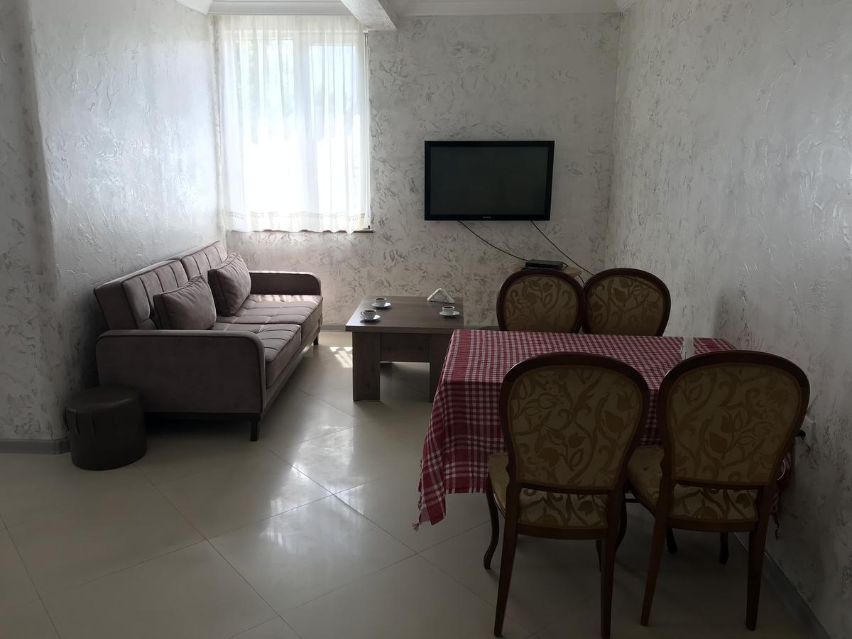 Nani'S Sweet Home บาทูมิ ภายนอก รูปภาพ